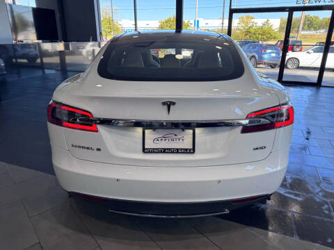 2016 Tesla Model S