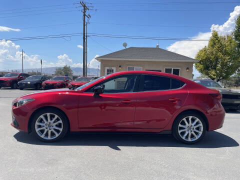 2016 Mazda MAZDA3 s Touring