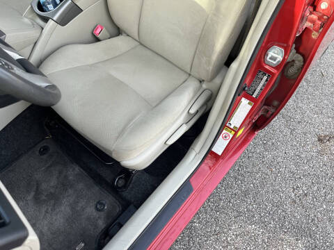 2012 Toyota Prius Two