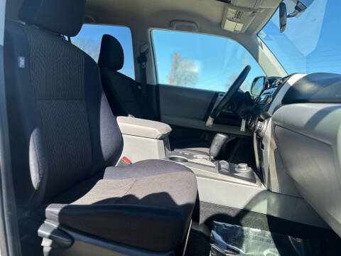 2013 Toyota 4Runner SR5