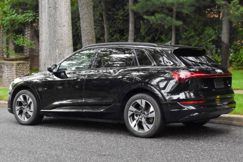 2021 Audi e-tron quattro Premium