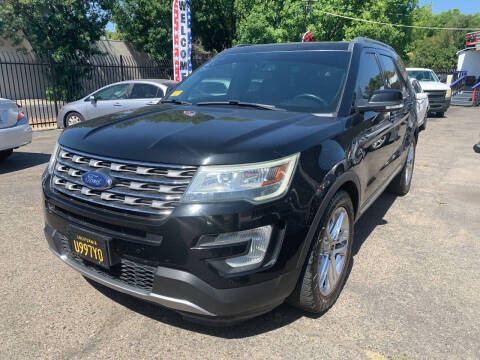2016 Ford Explorer XLT Photo
