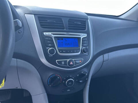 2014 Hyundai Accent GS