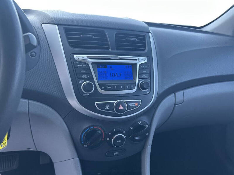 2014 Hyundai Accent GS