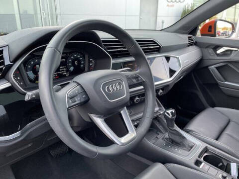 2025 Audi Q3 quattro S line Premium 45 TFSI