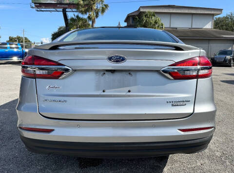 2020 Ford Fusion Hybrid Titanium