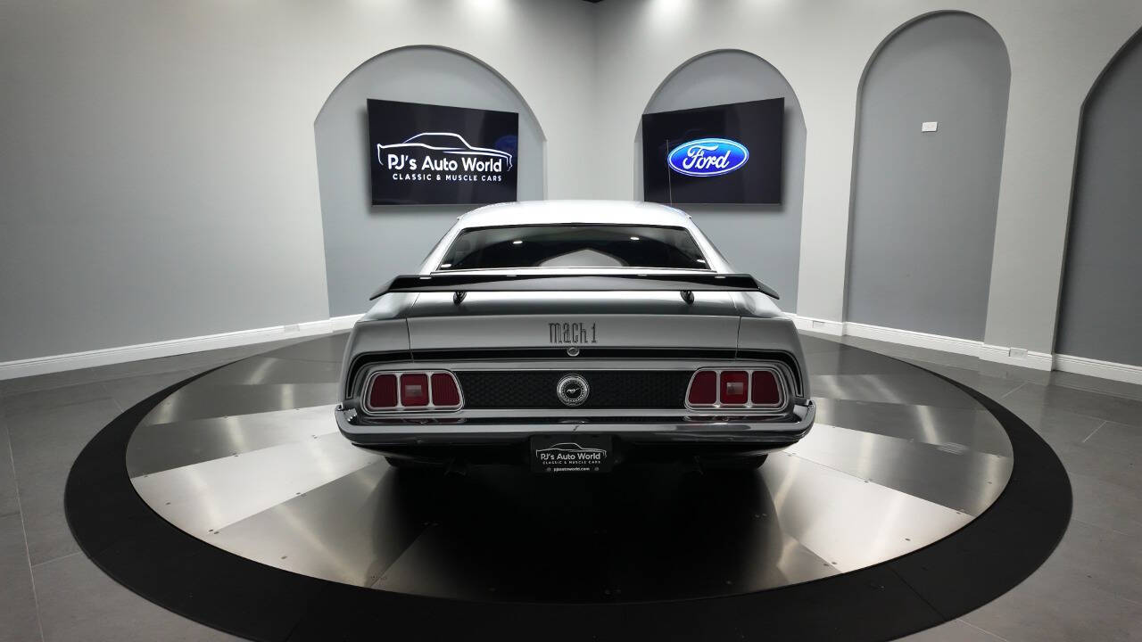 1972 Ford Mustang 17