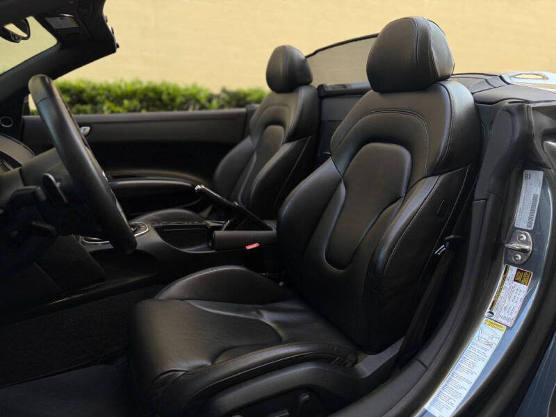 2012 Audi R8 5.2 quattro Spyder