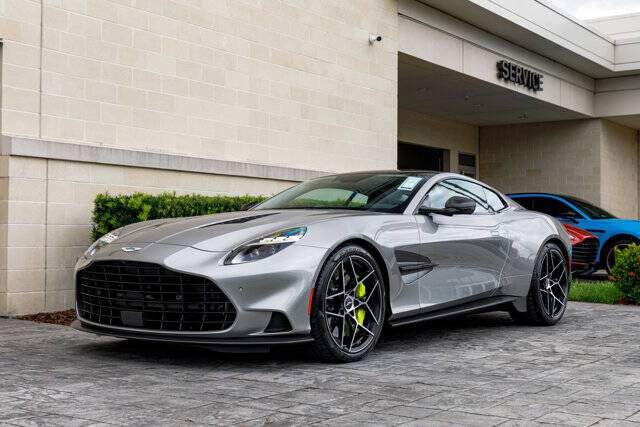 2025 Aston Martin Vanquish