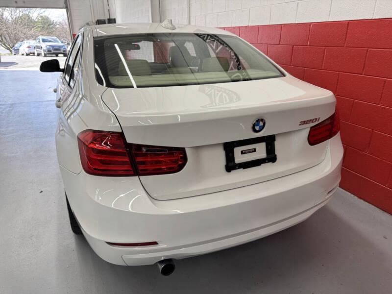 2015 BMW 3 Series 320i