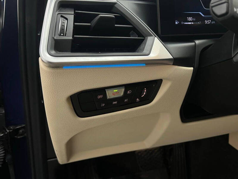 2024 BMW 3 Series 330i xDrive