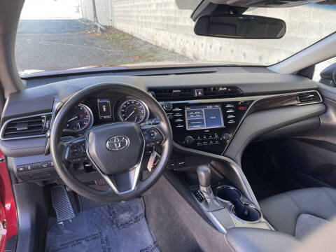 2020 Toyota Camry LE