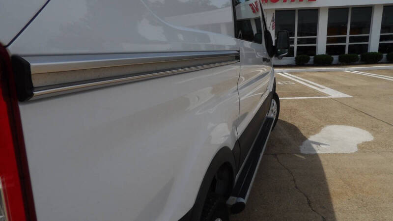 2025 Ford Transit
