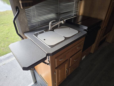 2006 Coachmen RV Aurora