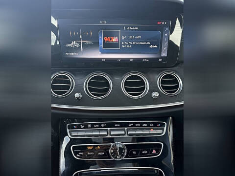 2017 Mercedes-Benz E-Class E 300 4MATIC