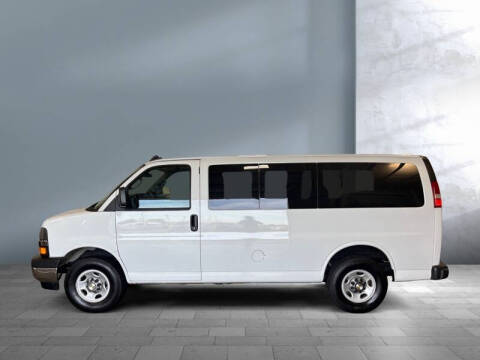 2024 Chevrolet Express LT 2500