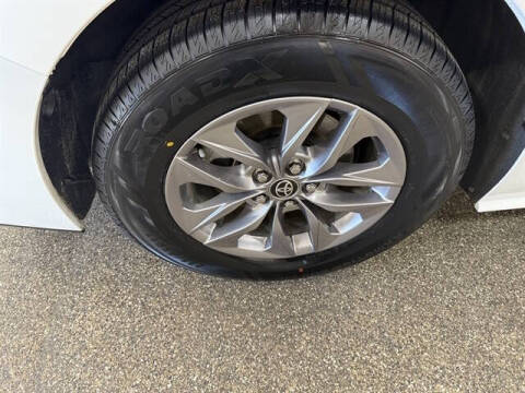 2024 Toyota Sienna LE 8-Passenger