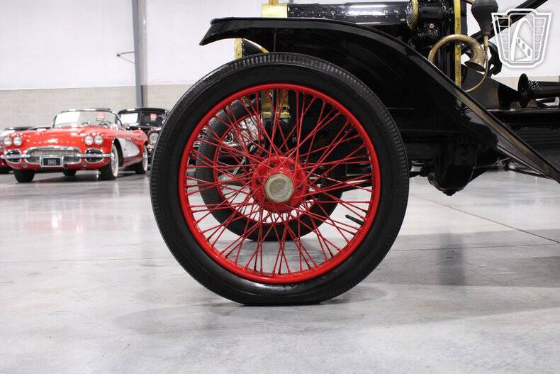 1916 Ford Model T