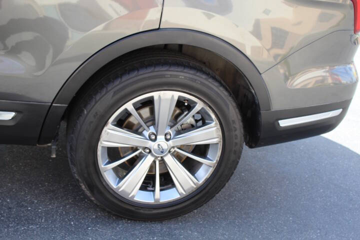 2018 Ford Explorer Limited