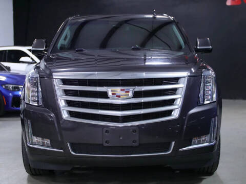 2017 Cadillac Escalade Luxury