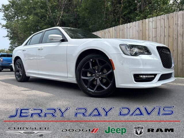 2023 Chrysler 300 for sale in Owensboro, KY