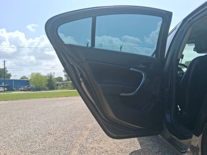 2012 Buick Regal Premium 1