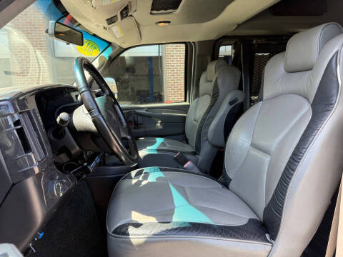 2013 GMC Savana 2500