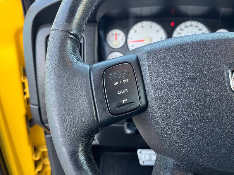 2004 Dodge Ram 1500 SLT