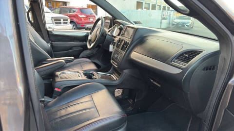 2017 Dodge Grand Caravan GT