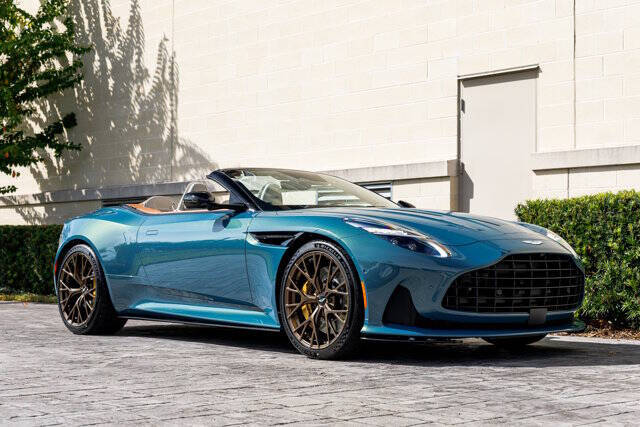 2026 Aston Martin DB12 Volante