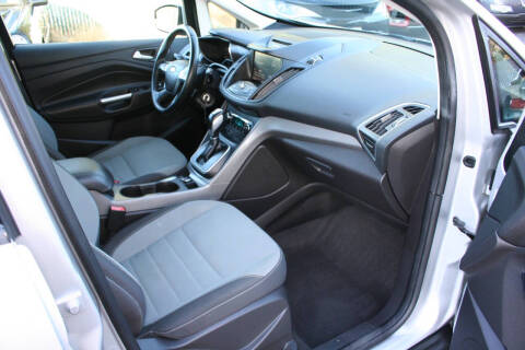 2013 Ford C-MAX Hybrid SE