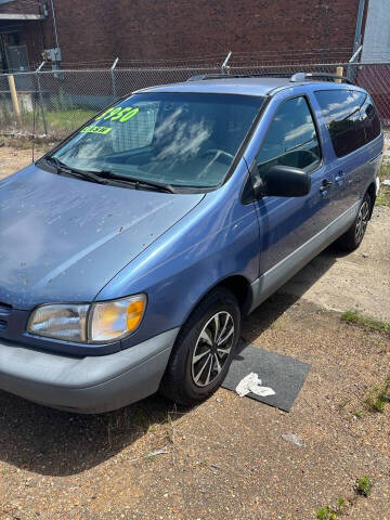 2000 Toyota Sienna CE