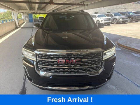 2023 GMC Acadia Denali