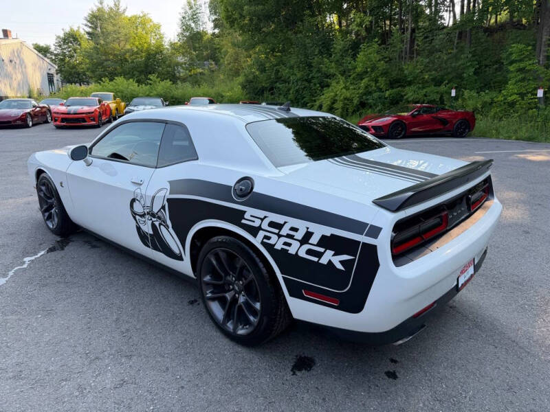 2021 Dodge Challenger