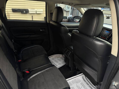 2019 Mitsubishi Outlander SE