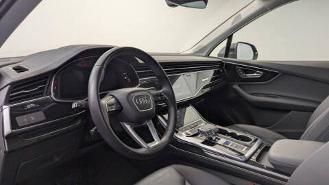 2022 Audi Q7 quattro Premium Plus 55 TFSI