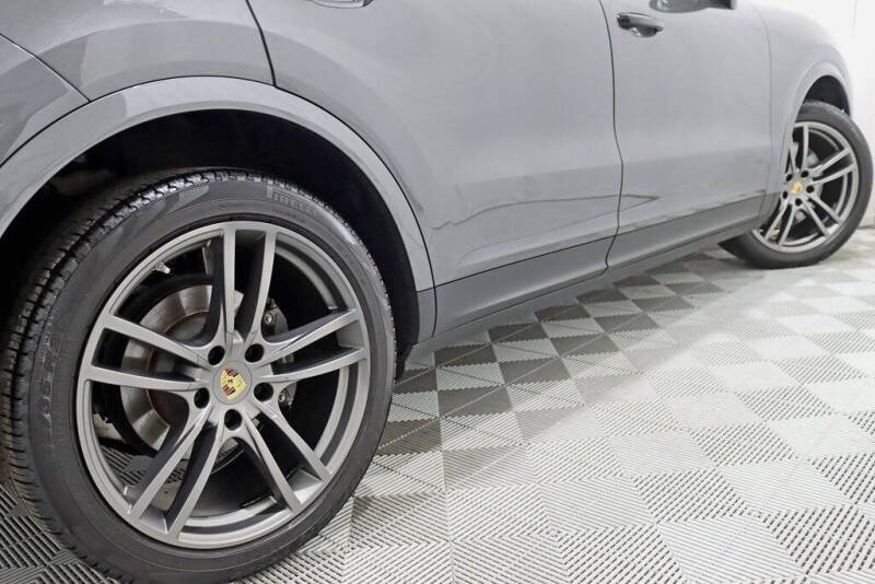 2022 Porsche Cayenne