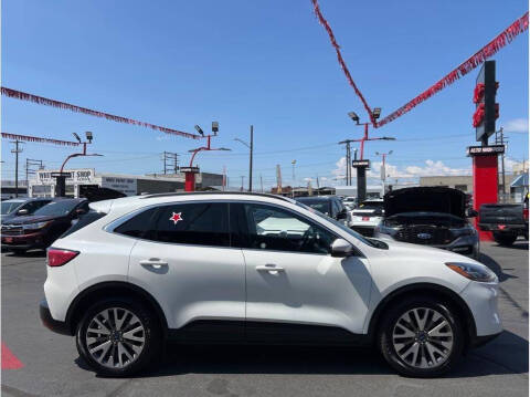 2020 Ford Escape Titanium