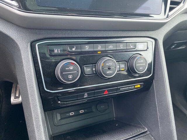 2023 Volkswagen Atlas Cross Sport V6 SEL Premium R-Line 4Motion