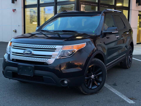 2014 Ford Explorer for sale at MAGIC AUTO SALES in Little Ferry NJ