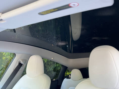 2024 Tesla Model Y Performance