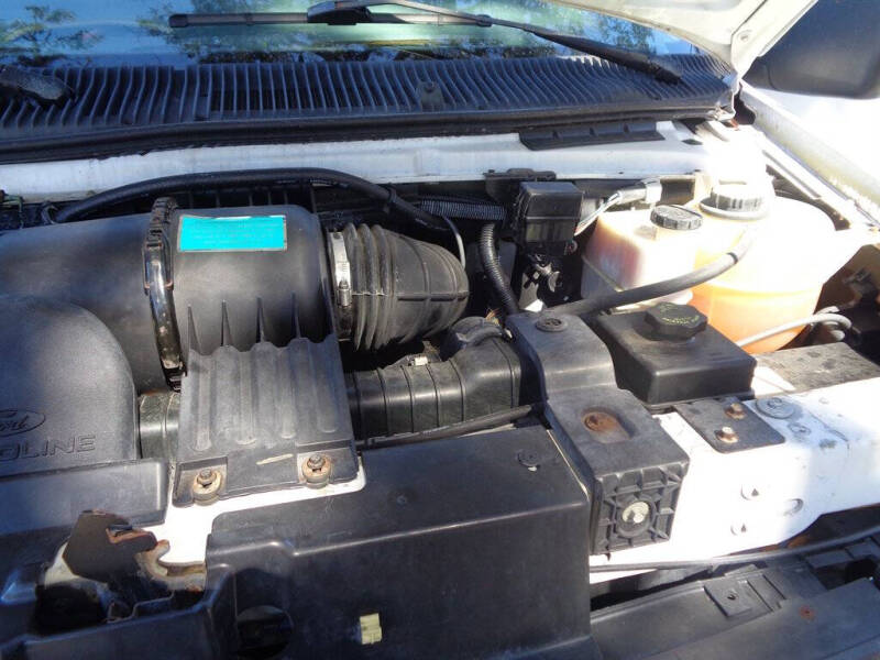 2006 Ford E-Series E-350 SD