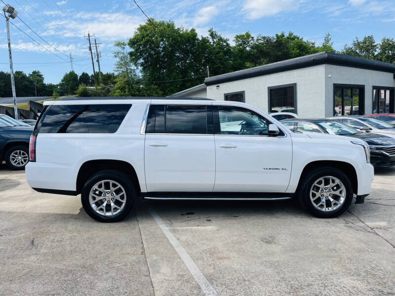 2017 GMC Yukon XL SLT