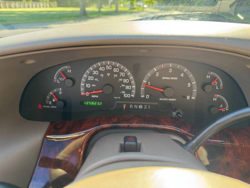 2001 Ford Expedition Eddie Bauer