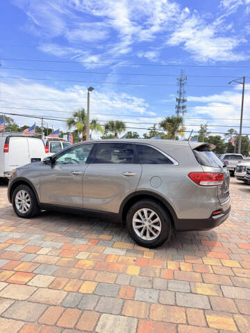 2017 Kia Sorento L