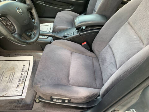 2003 Nissan Maxima SE