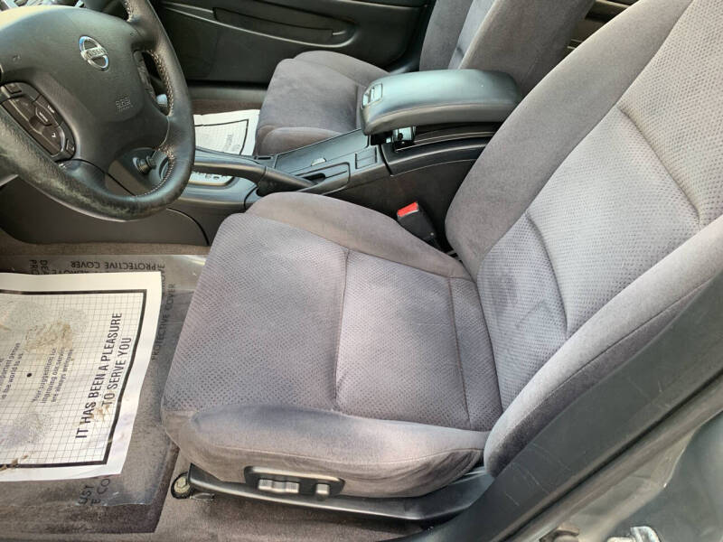 2003 Nissan Maxima SE