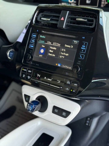 2016 Toyota Prius Four Touring