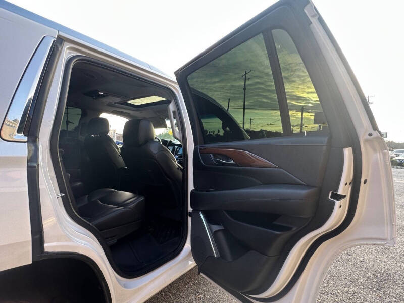 2020 Cadillac Escalade Luxury