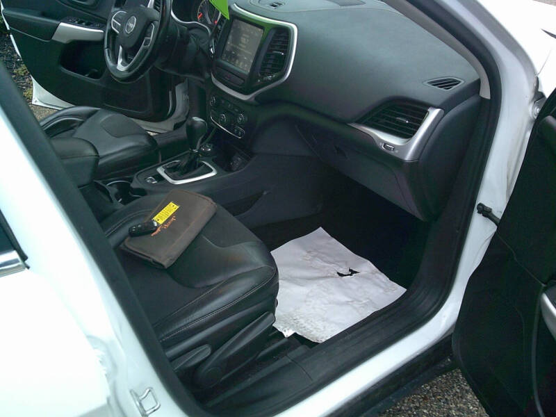 2018 Jeep Cherokee Latitude Plus